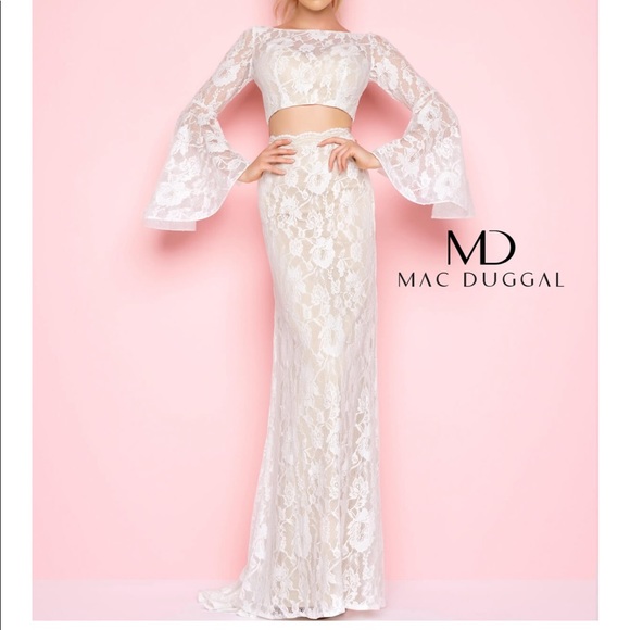 Mac Duggal Lace Prom Gown / Wedding Dress, Size 2 - Picture 2 of 5